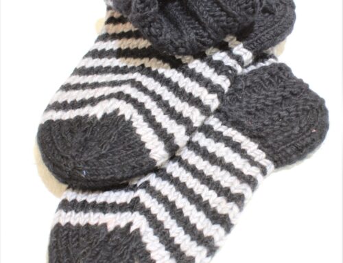 Hand Made Wool Socks: A Timeless Treasure for Handcraft Lovers