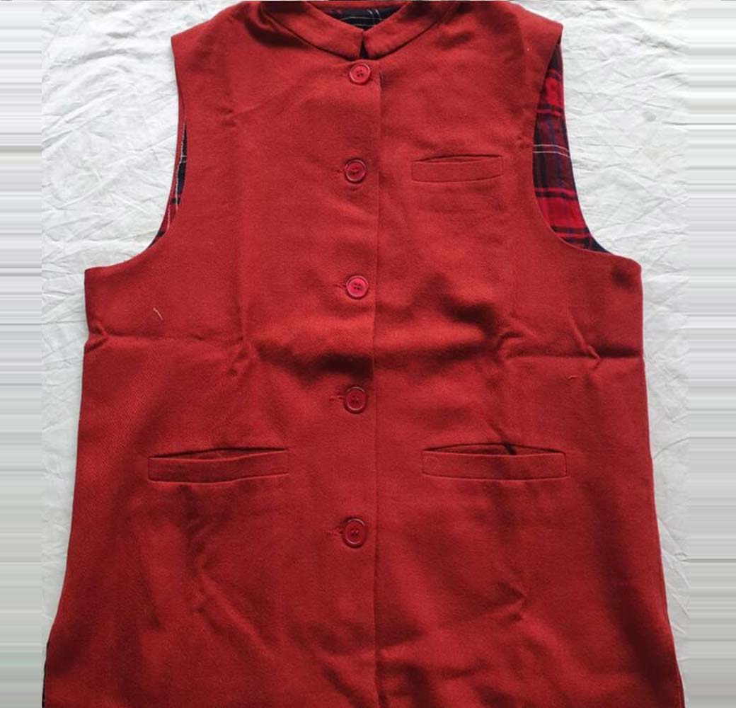 merino sleeve less jacket